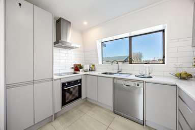 2/31 Ascot Avenue_4