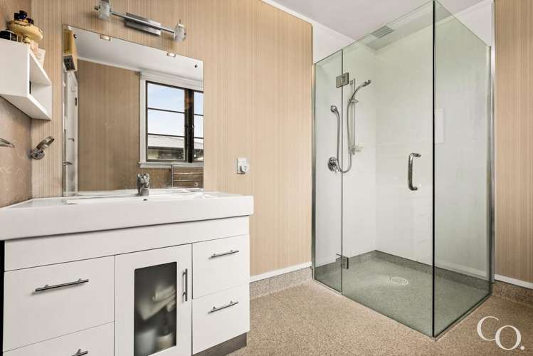 904 Frederick Street West Mahora_15