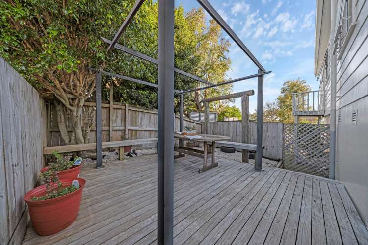 2/116 Bradbury Road Highland Park_12