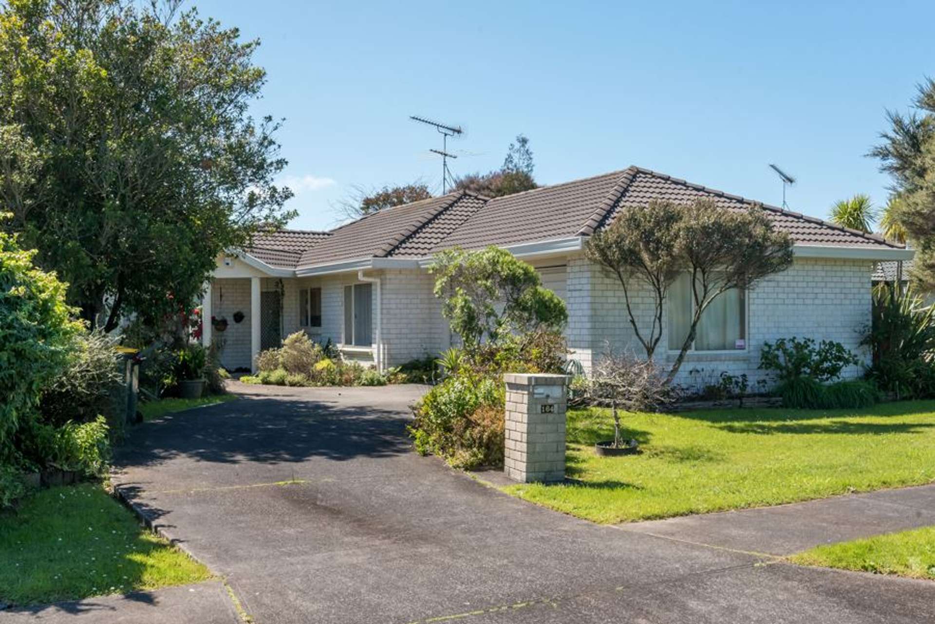 164 Burswood Drive Pakuranga Heights_0