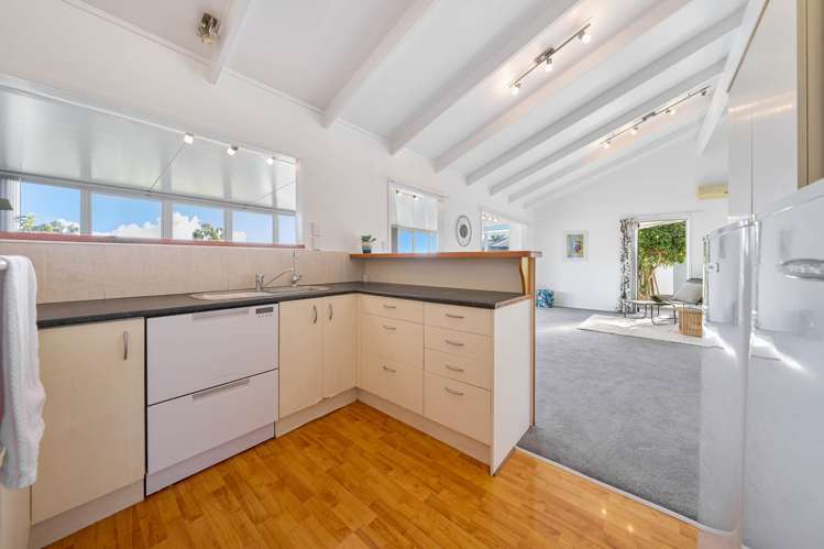 24 Gerontius Lane Snells Beach_16