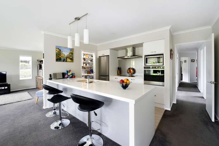 6 Childs Way Richmond_8