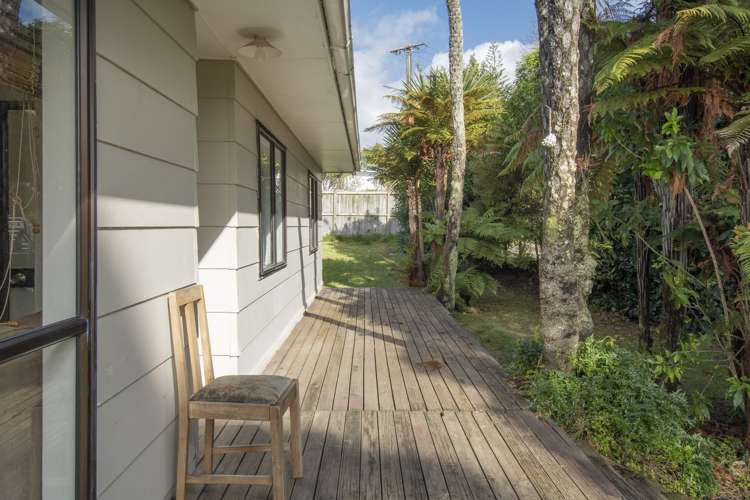 8 Poland Street Waikino_5