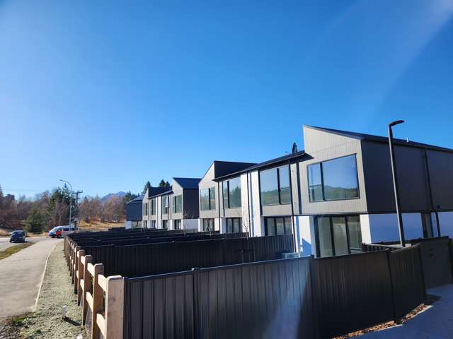 TH21 Anderson Road Townhouses Wanaka_1