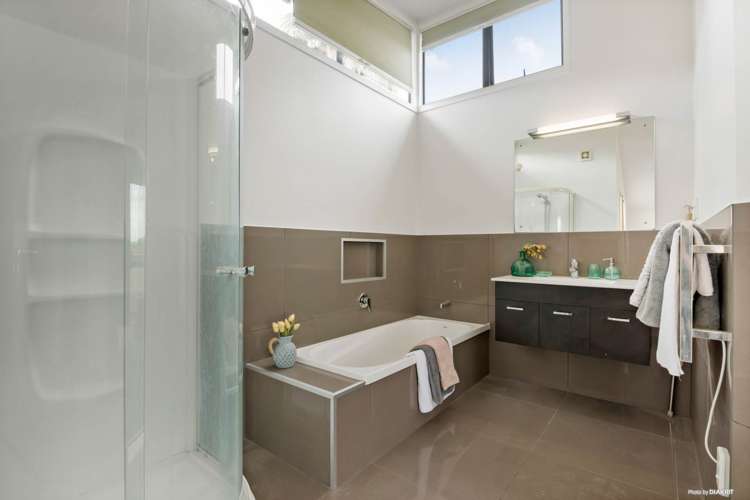 136 Wiseley Road West Harbour_8