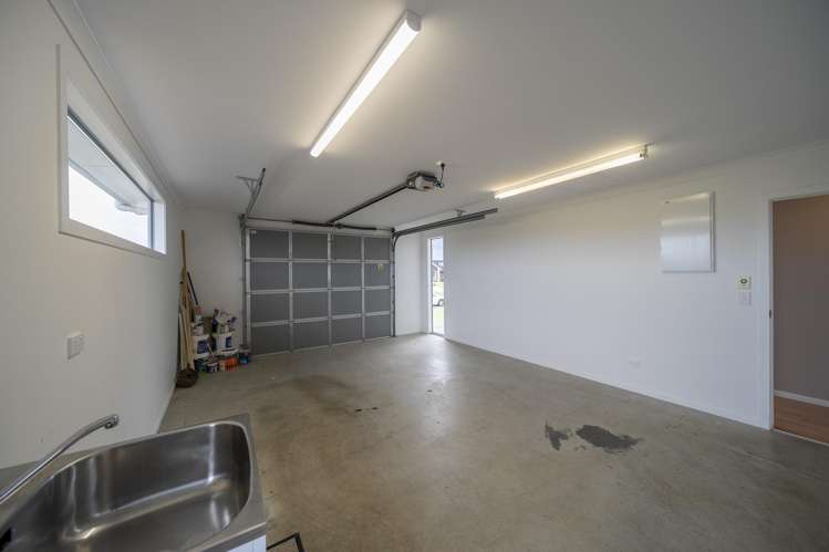 22 Hidden Lakes Avenue Te Anau_13