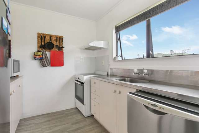 2/11 Avis Avenue Papatoetoe_4