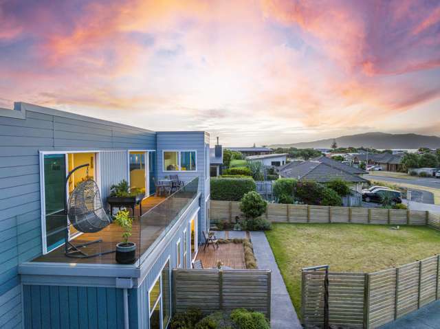 156 Field Way Waikanae Beach_1