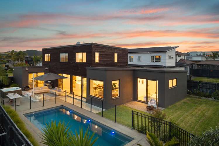 32 Defender Crescent Beachlands_29