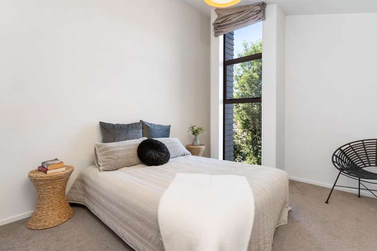 28 Church Square Addington_11