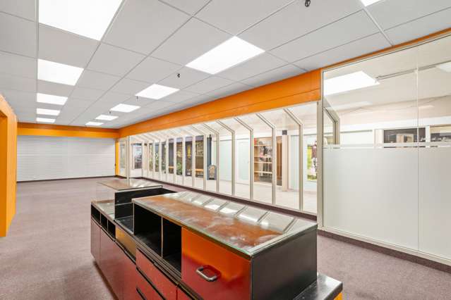 Prime Retail Space for Lease - Alexandra Mall