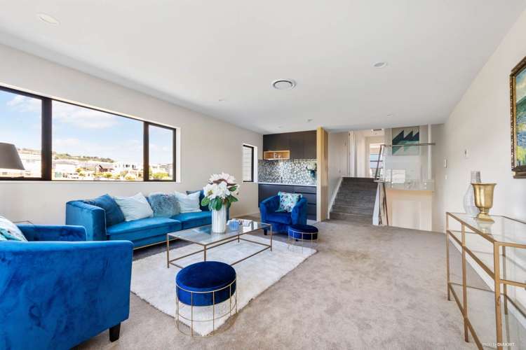 22 Castlebane Drive Flat Bush_8