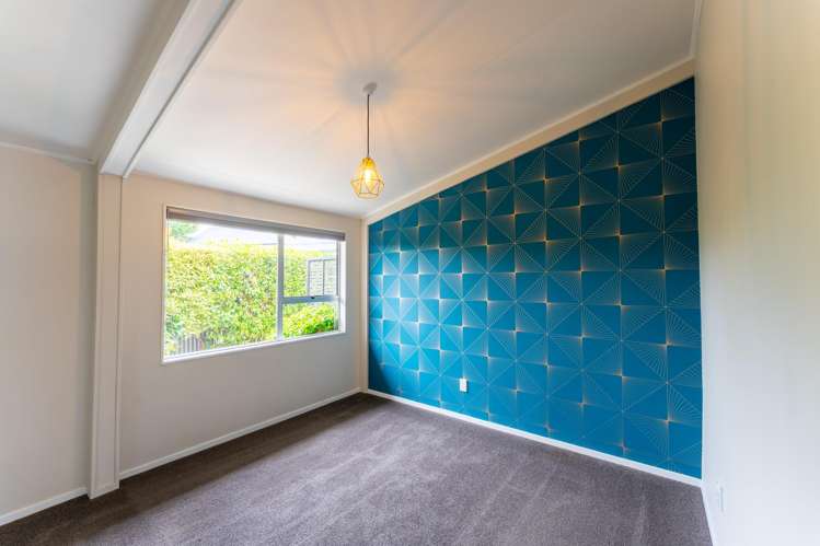 2/23 Baker Street West End_6