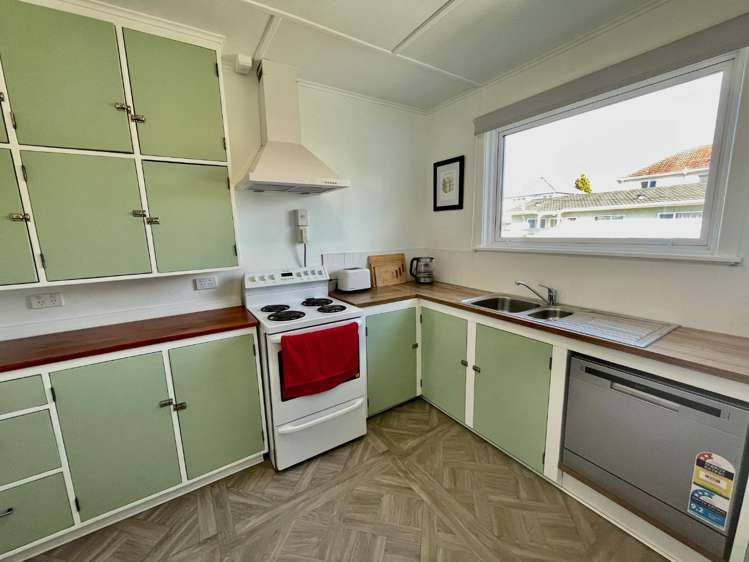 59 Hewer Cresent 1315_5