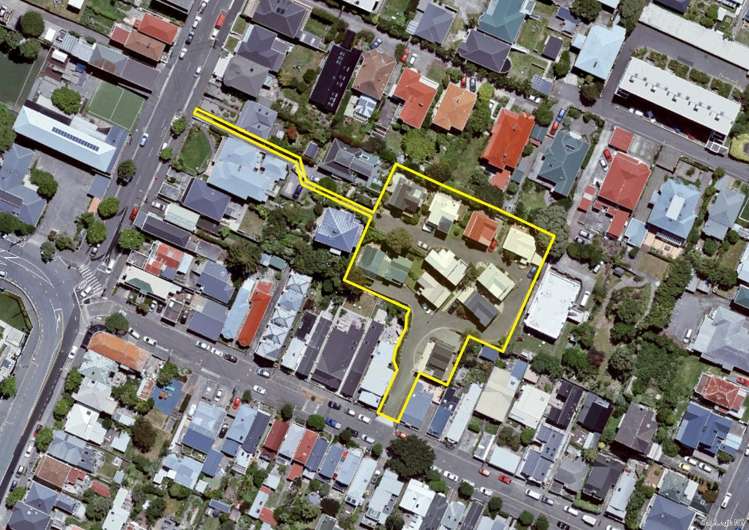 9/85 Elizabeth Street Mount Victoria_12