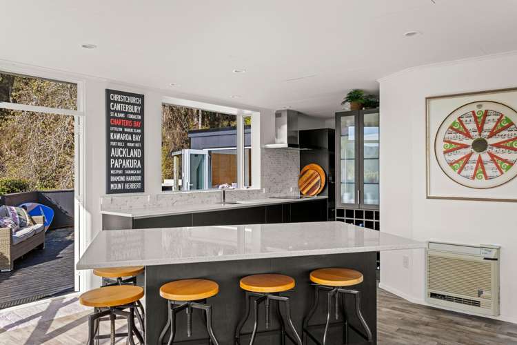 12 Andersons Road Charteris Bay_9