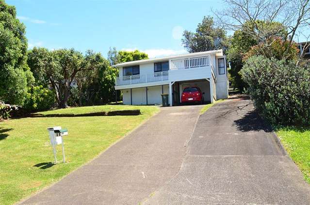 7 Kotanui Avenue Army Bay_2