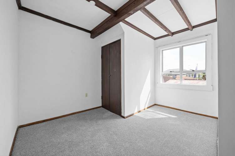 16 Knighton Road Hillcrest_11