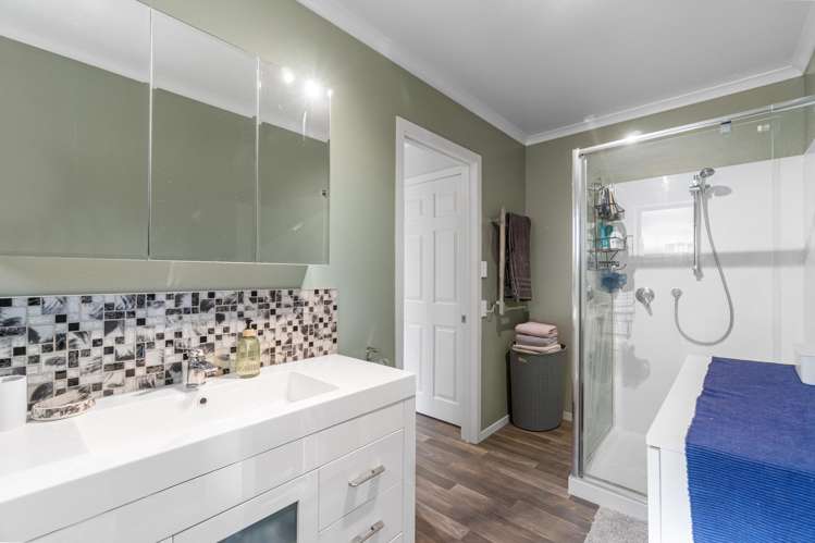 119 Card Road Tauhei_11