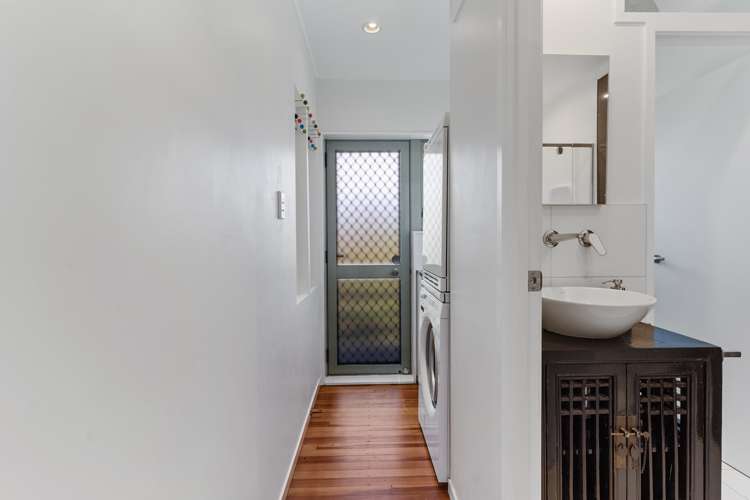 37 Brookfield Avenue Onehunga_11