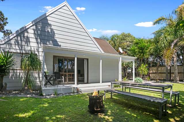 Central Waihi Beach Residence