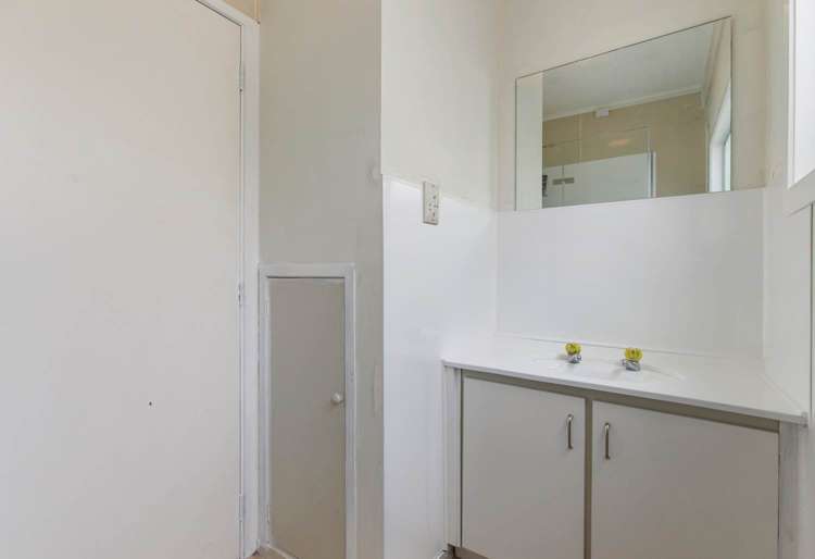 1/71 Captain Scott Road Glen Eden_9