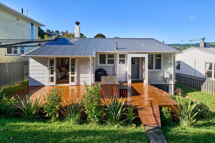 15 Greer Crescent Tawa_12
