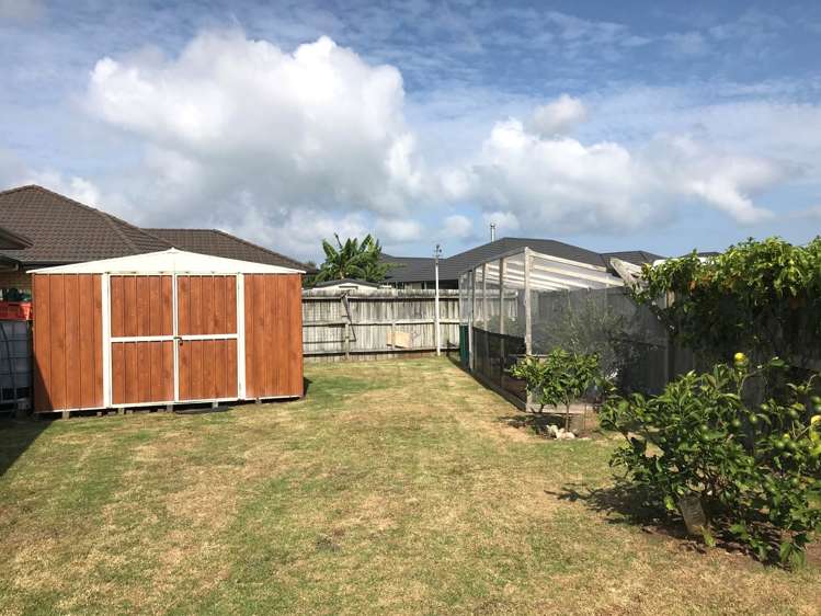 6 Kowi Lakes Drive One Tree Point_14