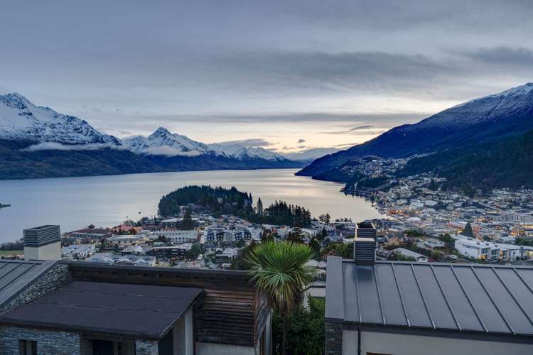 10b Belfast Terrace Queenstown_21
