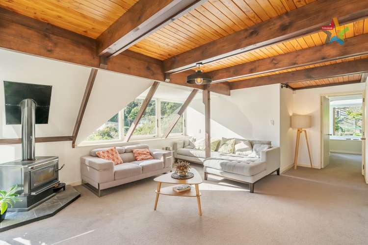 12 Korimako Road Days Bay_13