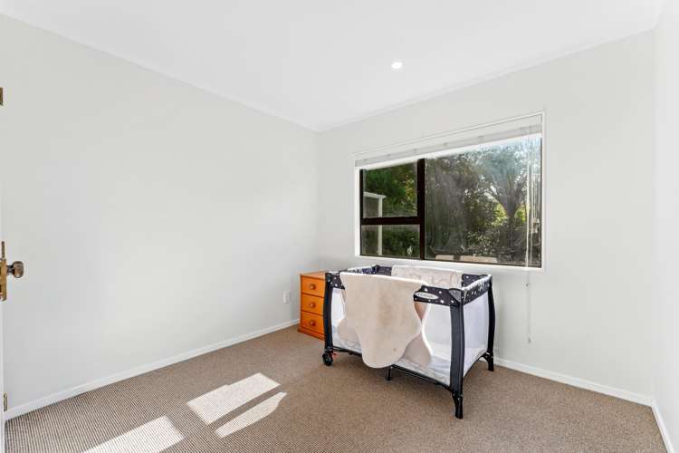 53 Deerness Crescent Algies Bay_16