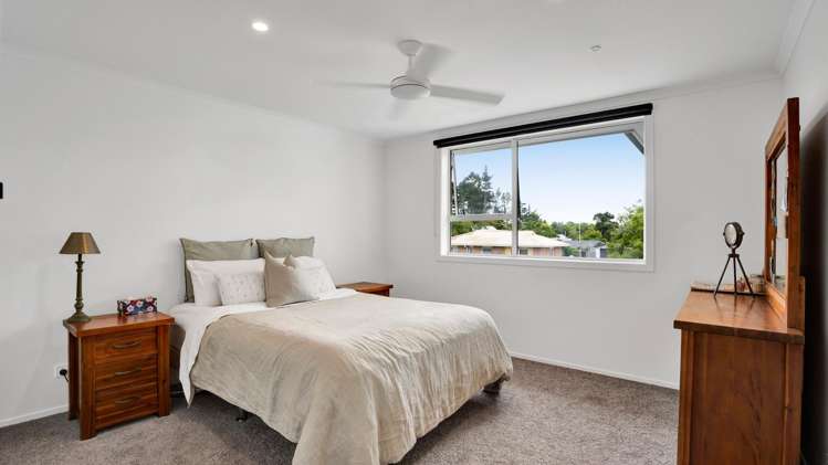 15 Kowhai Street Inglewood_12