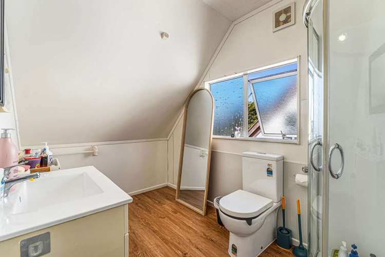 19 Hollydale Grove Churton Park_17