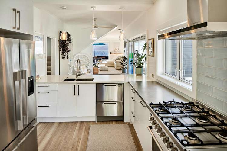 147 Marine Parade Eastbourne_9