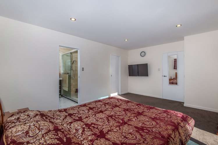 270a Triangle Road Massey_11