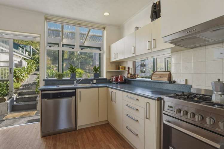 11 Monowai Road Ravensbourne_19