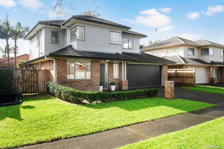 8 Dalcross Drive Flat Bush_15