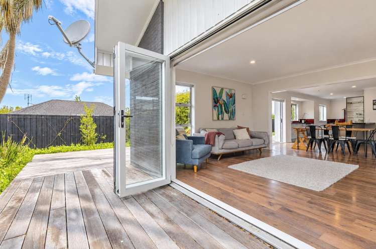 12 Rene Place Sunnyhills_10