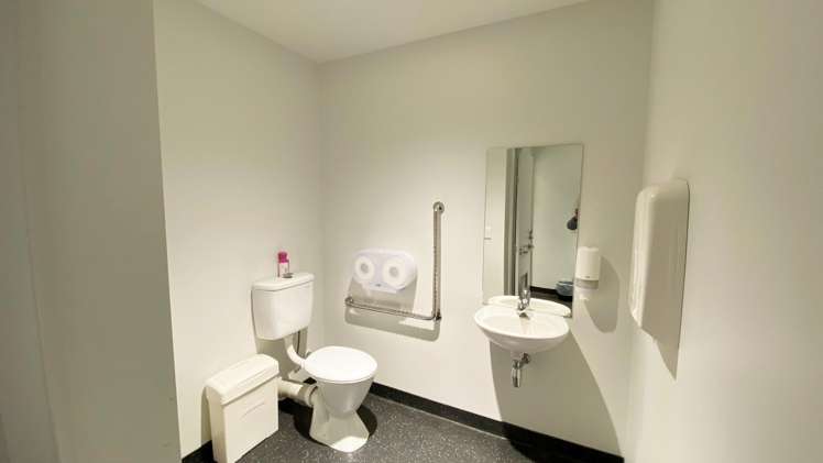 Tenancy 1/1 Spring Street Tauranga Central_12