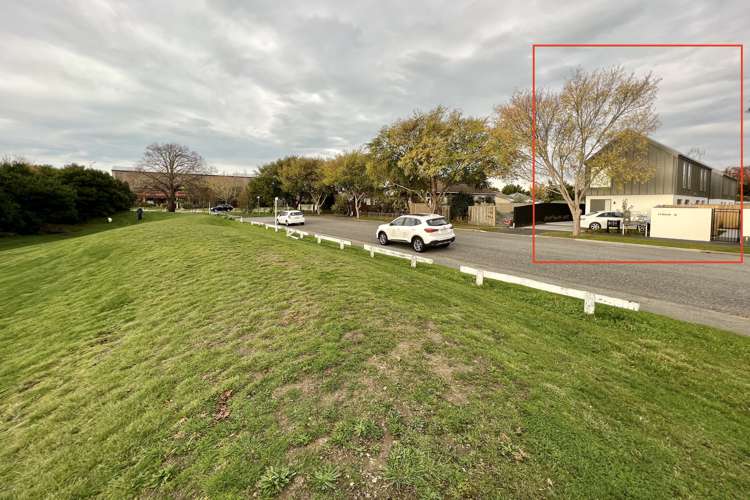 2/14 Moule Street Addington_16