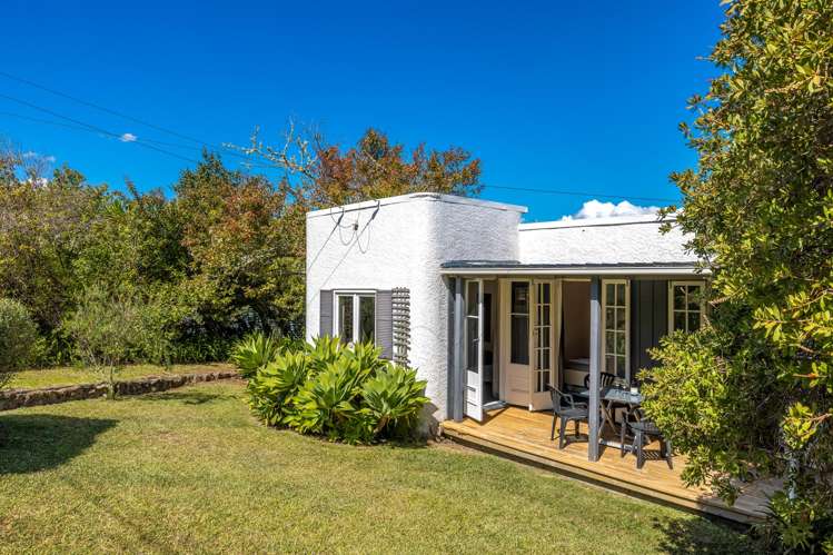 152 Ocean View Road Oneroa_20