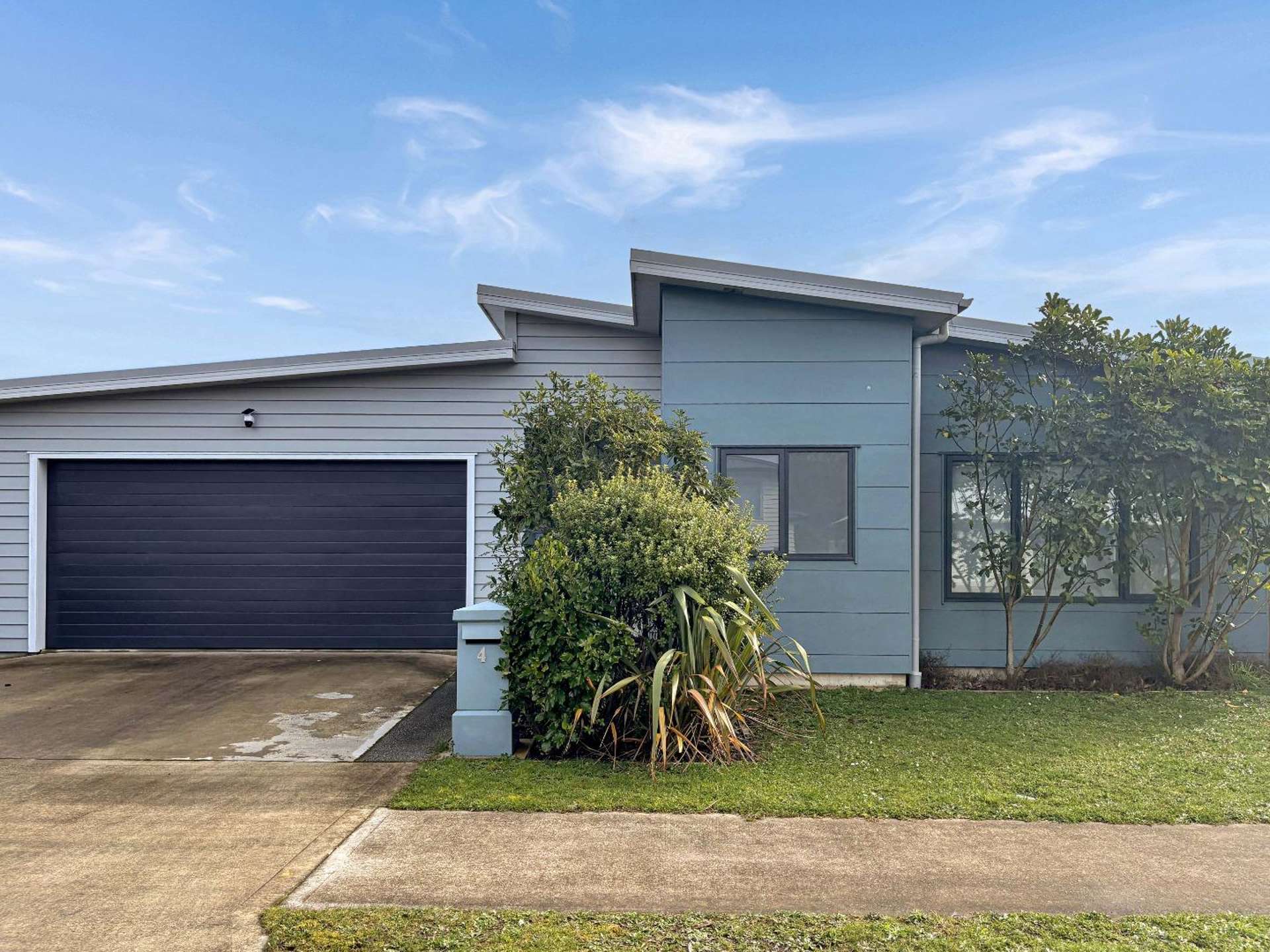 4 Grovedale Square 10629_0