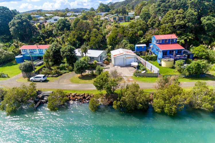 22 Koutu Beach Road Opononi_5