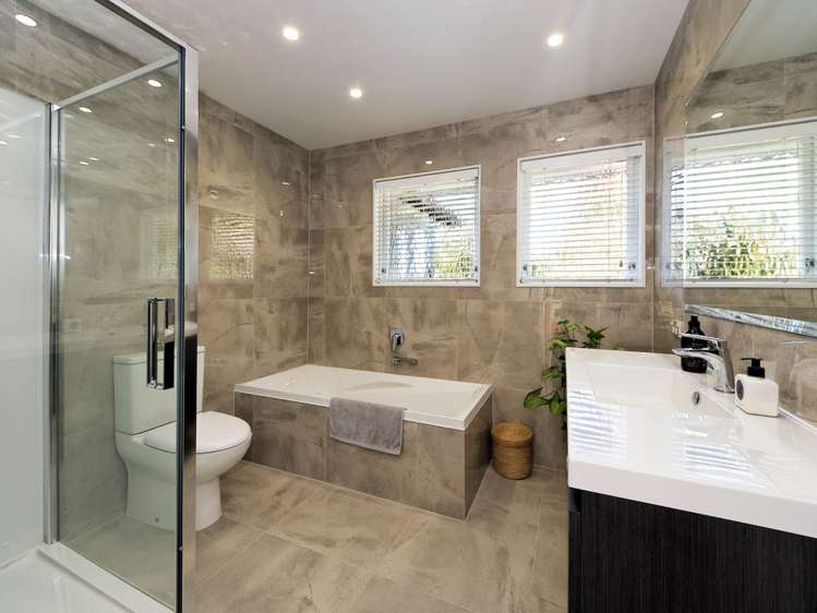 21 Park Road Titirangi_10