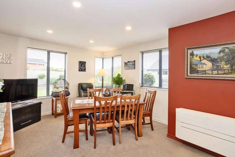 8 Craig Street Waikiwi_13