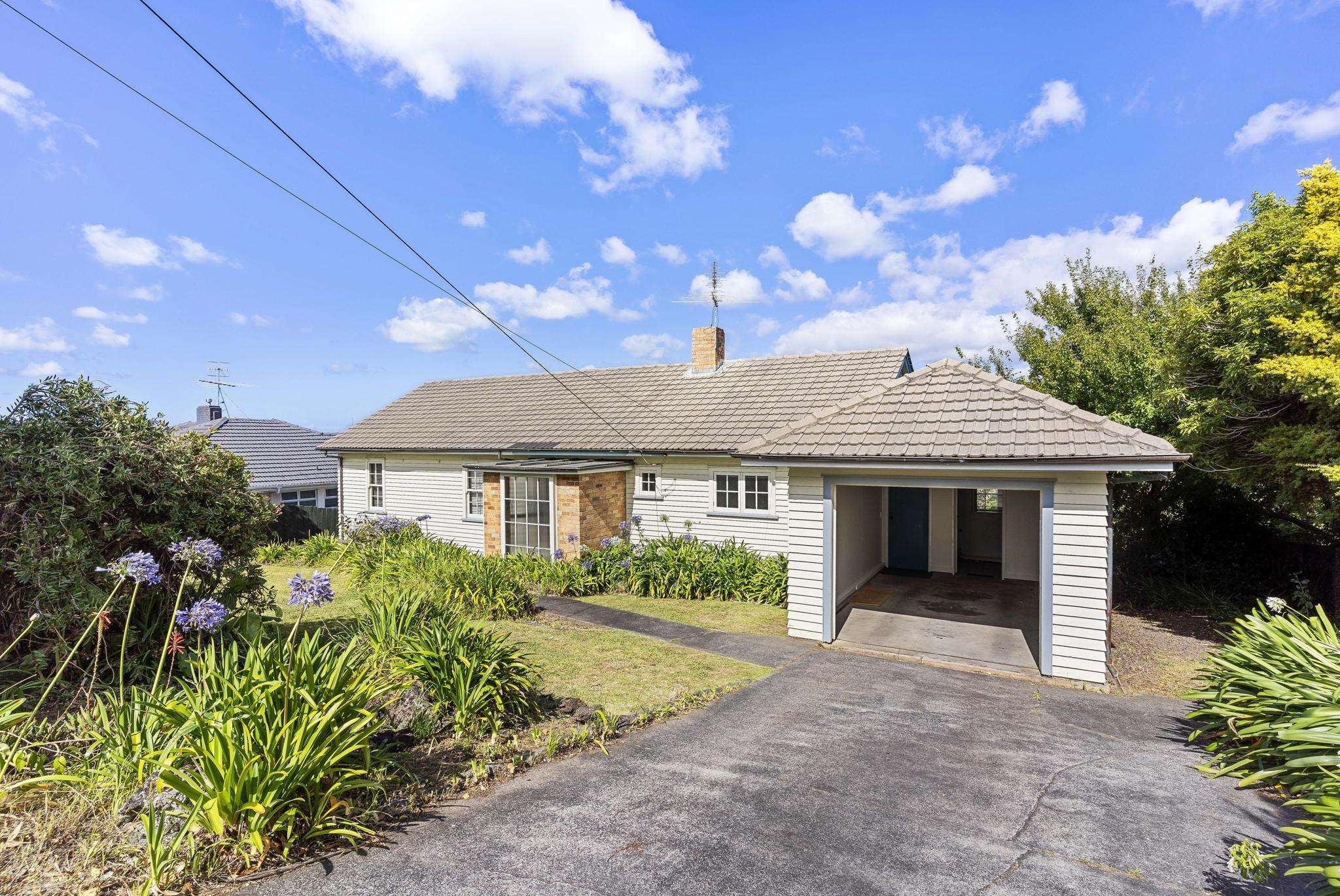 57 Parkhill Road – hero