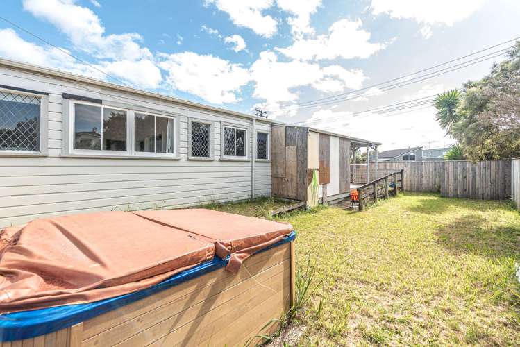 1 Moore Avenue Tawhero_17
