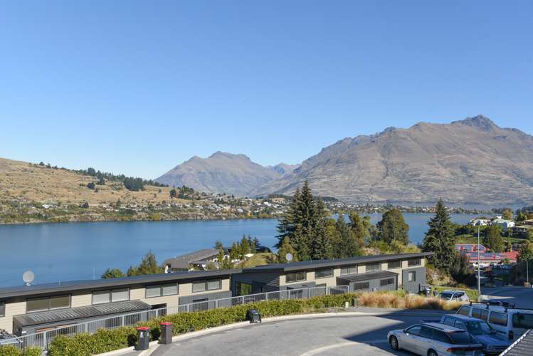 26 Goldrush Way Queenstown_12
