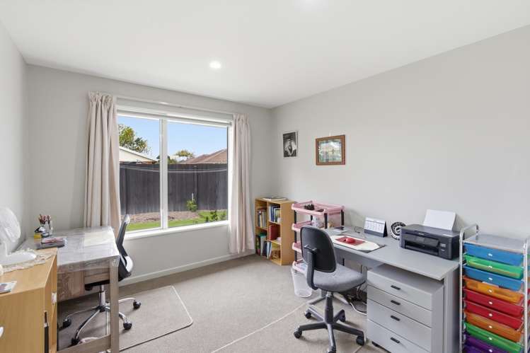 19 Carradale Avenue Yaldhurst_11