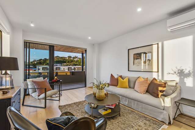 301/1 Kimiora Street Three Kings_3